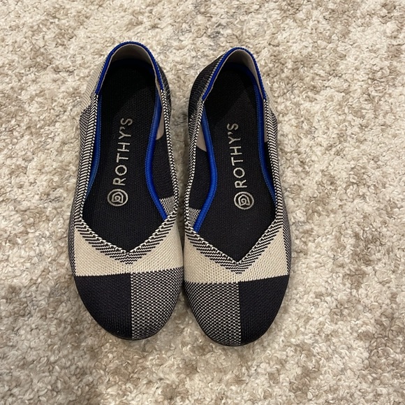 Rothys Women's The Flat Captoe Black White Size 6.5 - Picture 4 of 7